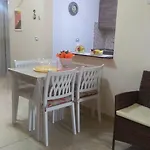 Casa Vacanze Giulia * Torre Lapillo