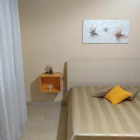 Casa Vacanze Giulia Torre Lapillo