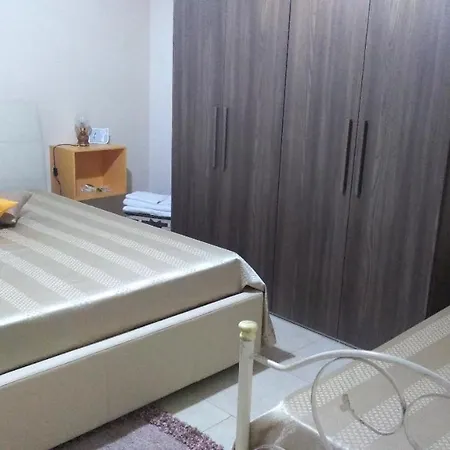 Holiday home Casa Vacanze Giulia *
