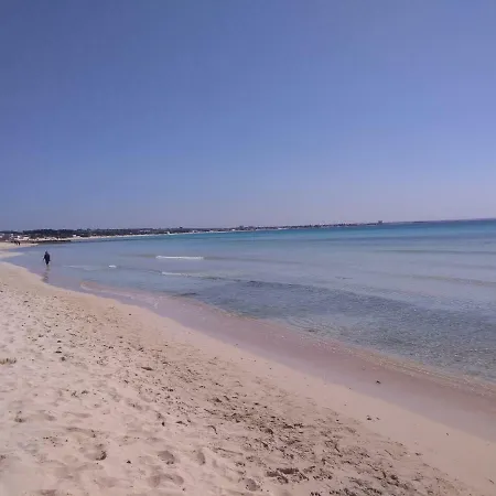 Casa Vacanze Giulia * Torre Lapillo